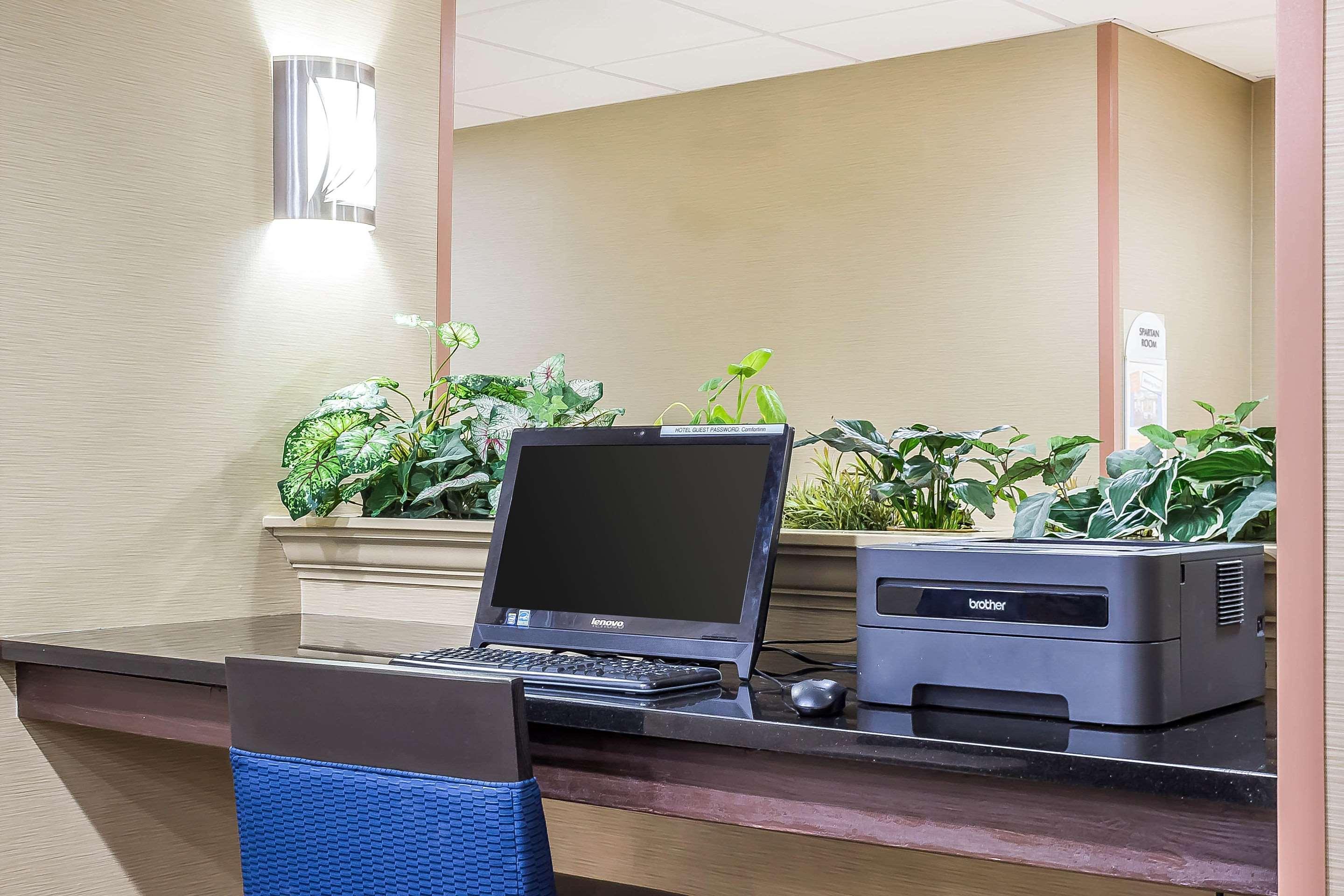 Comfort Inn Greensboro - Kernersville Exterior photo